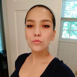 Meet your Posher, Zahra